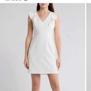 Elegant White Sleeveless Dress